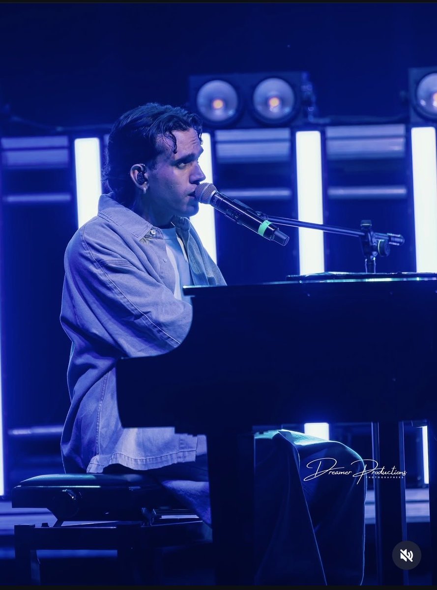 Luisa 👸🏻 ✨poesie clandestine✨ tweet media