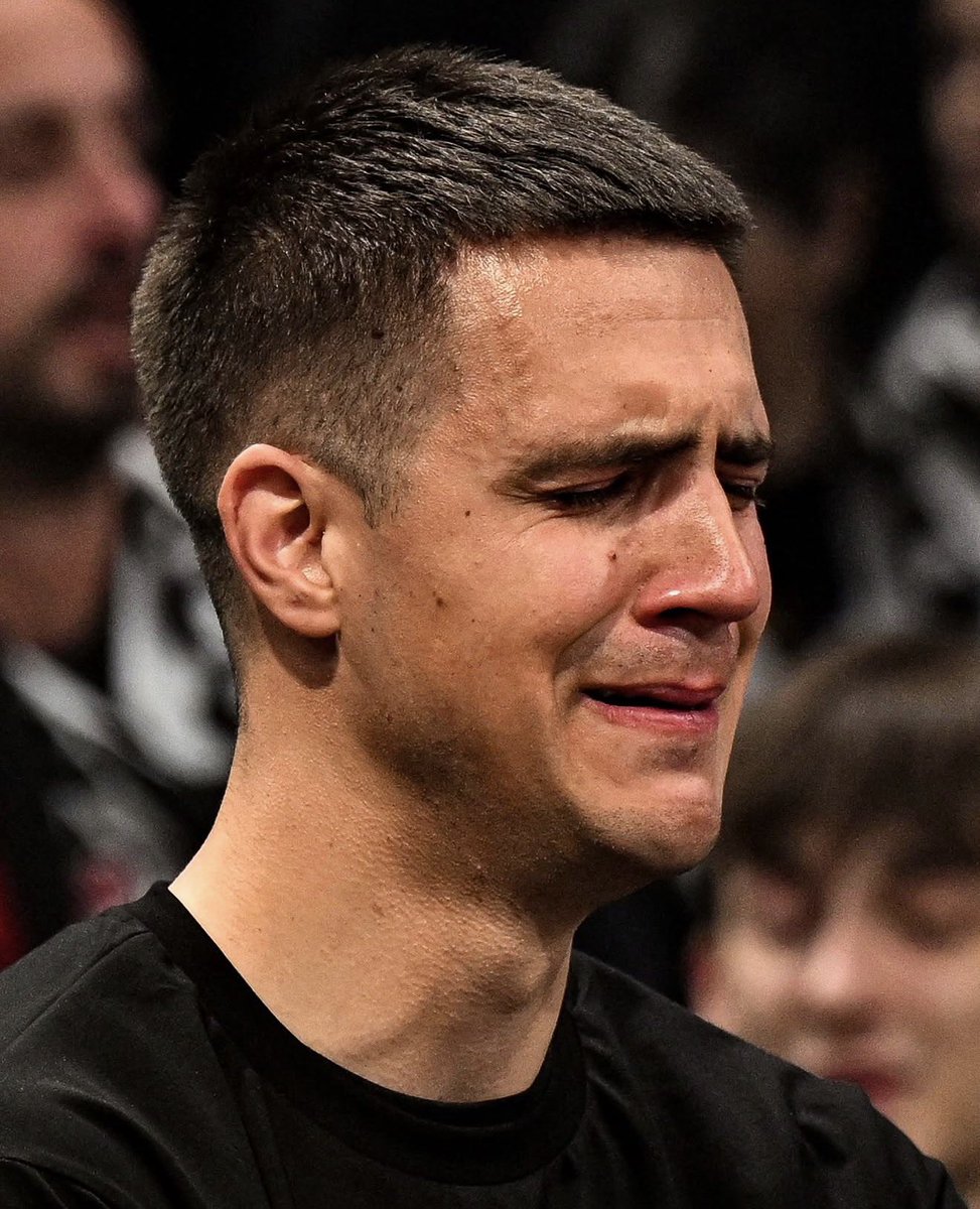 PartizanBC's tweet photo. 🌹🙏🏽🖤🤍

#KKPartizan #EuroLeague https://t.co/EbREdORw3a