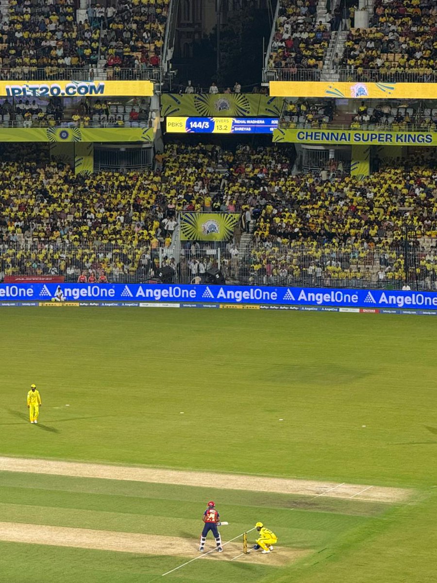 _Pranav_007's tweet photo. NEED KMK LOWER TICKETS.
DM UR RATE 
#CSK #csk #cskvsdc #dc #thalapathy #jananayagan #dhoni #Israël https://t.co/Z4UXYlRVWq