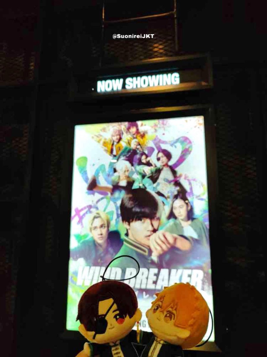 📒: Sakura-san di mana ya?
🫖: Wah iya, Sakura-kun kok ga ada sama kita..
📒: Loh kok, ada Sakura-san di situ?

#NobarWBK