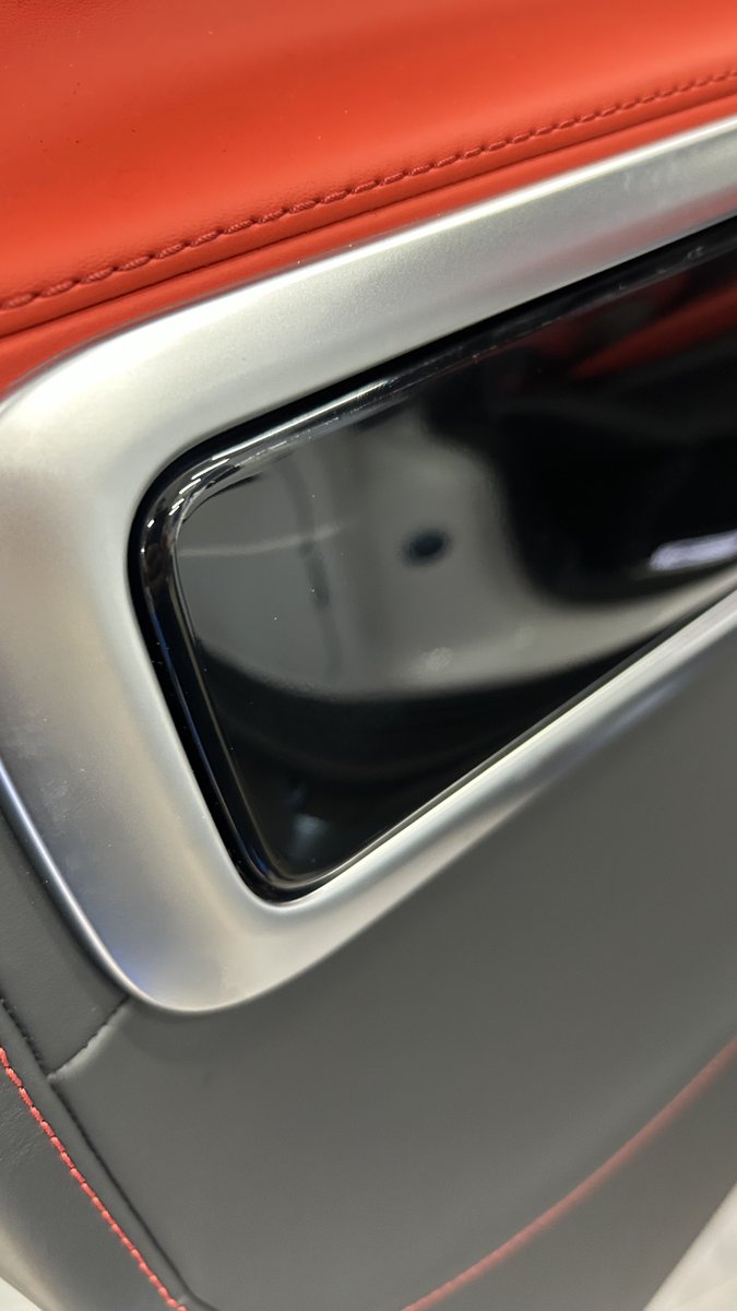 bondchannel tweet media