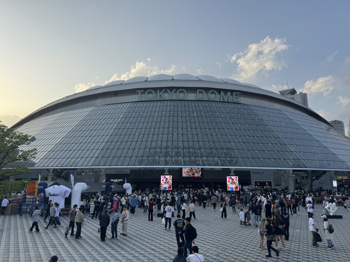 ぞく😽 tweet media