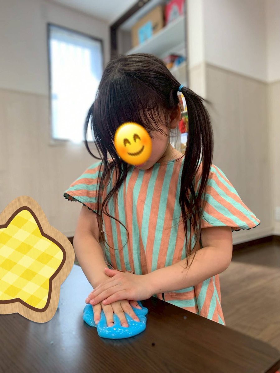 firstdream_03's tweet photo. 💧上一色教室💧
2026.4.11(土)
『スライム作り』
材料と分量を確認しながら、自分の好きな色やラメを入れてオリジナルスライム作りをしました💪
完成後はスライムの触感を楽しみました✨

▽ファーストシーンドリームの詳細はこちら！
https://t.co/Qn8kOrsqSR 

#放デイ #室内活動 #スライム https://t.co/zNyXem9VWe