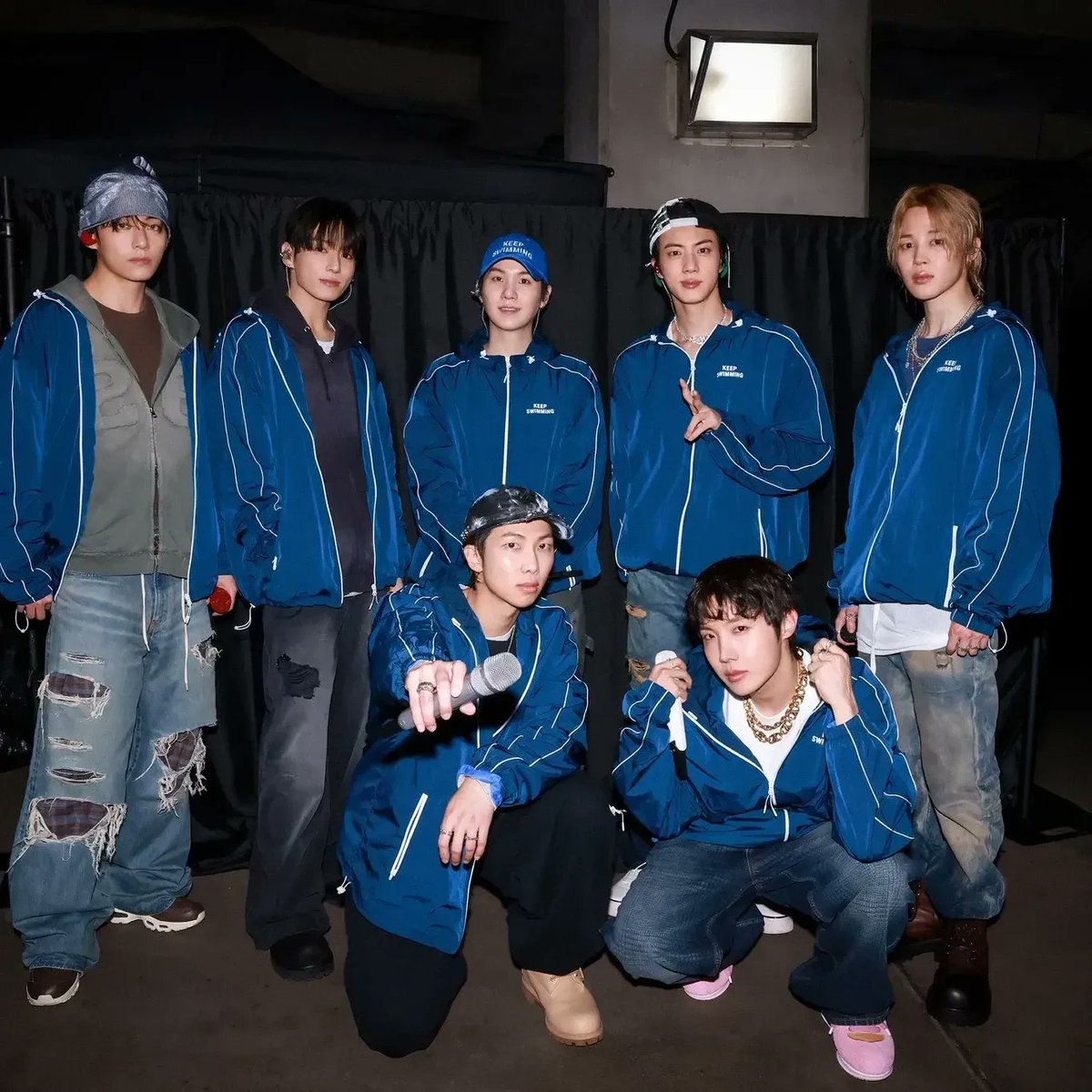 jjin_ms's tweet image. 우리 내가수 탄이들 음악중심 1위야😃🥰
우주보다 더 훨~~~~~씬 더 더 마니마니 축하 축하해요 🥳💐🎉
💐💐💐💐💐💐💐
  👏👏👏👏👏👏👏

#방탄소년단_쇼음악중심_1위축하해 
#방탄소년단_SWIM_음방8관왕
#SWIM8thWin @BTS_twt