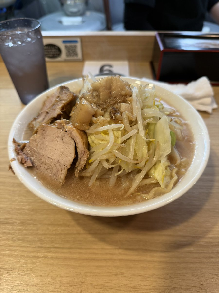 トミー tweet media