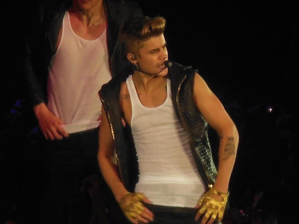 𝒪𝓇𝓃𝑒𝓁𝓁𝒶 𝒾𝓈 𝓈𝑜 𝒾𝓃 𝓁𝑜𝓋𝑒 | OR3 🫧 tweet media