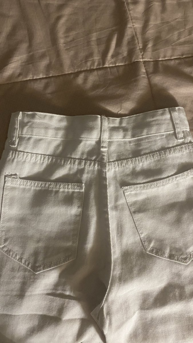 mxzqq_'s tweet photo. ส่งต่อกางเกงยีนส์ขาว belinstar xs 180 รวมส่งค่ะ
เอว24ใส่ได้คับ #ส่งต่อเสื้อผ้ามือสอง #ส่งต่อเสื้อผ้า https://t.co/TIH5MOGIKD