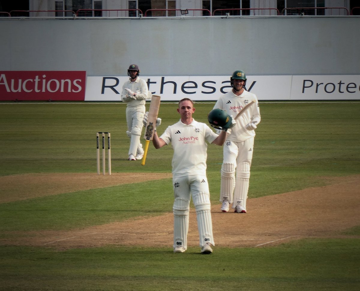 Harry Butler Daft 💚💛🏹🏏 tweet media