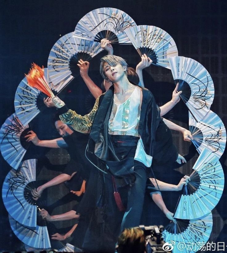 hourly brinatan tweet media