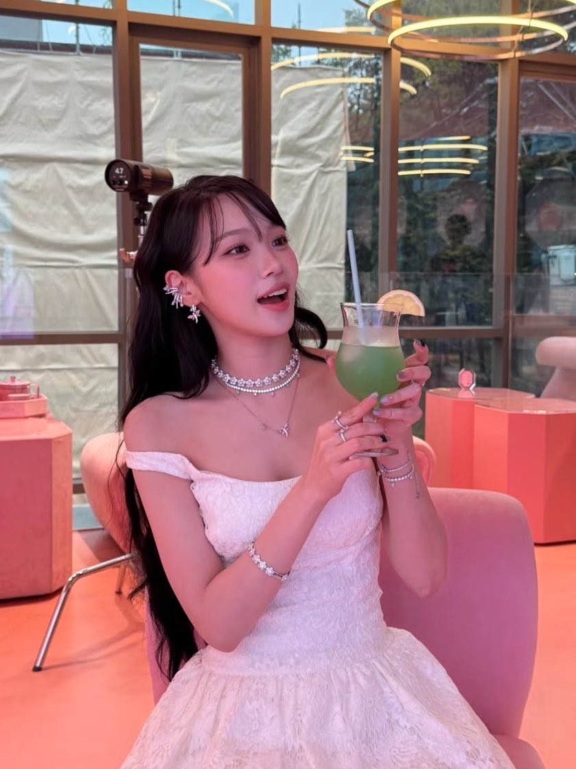 Daily Chaewon 🐯 tweet media