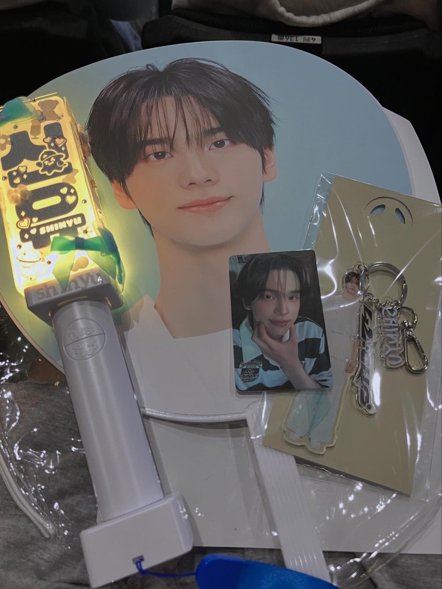 コム🩶 tweet media