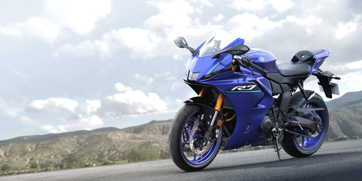 YSP42179770's tweet image. 新型YZF-R7リリース！

６軸IMUを用いた電子制御や双方向クイックシフター、
クルーズコントロールにスピンフォージドホイール！
大幅進化の豪華装備てんこ盛りです！

ご予約受付開始しておりますので、
気になる方は当店まで！！

＃YZF ＃R7 ＃ヤマハ #YAMAHA