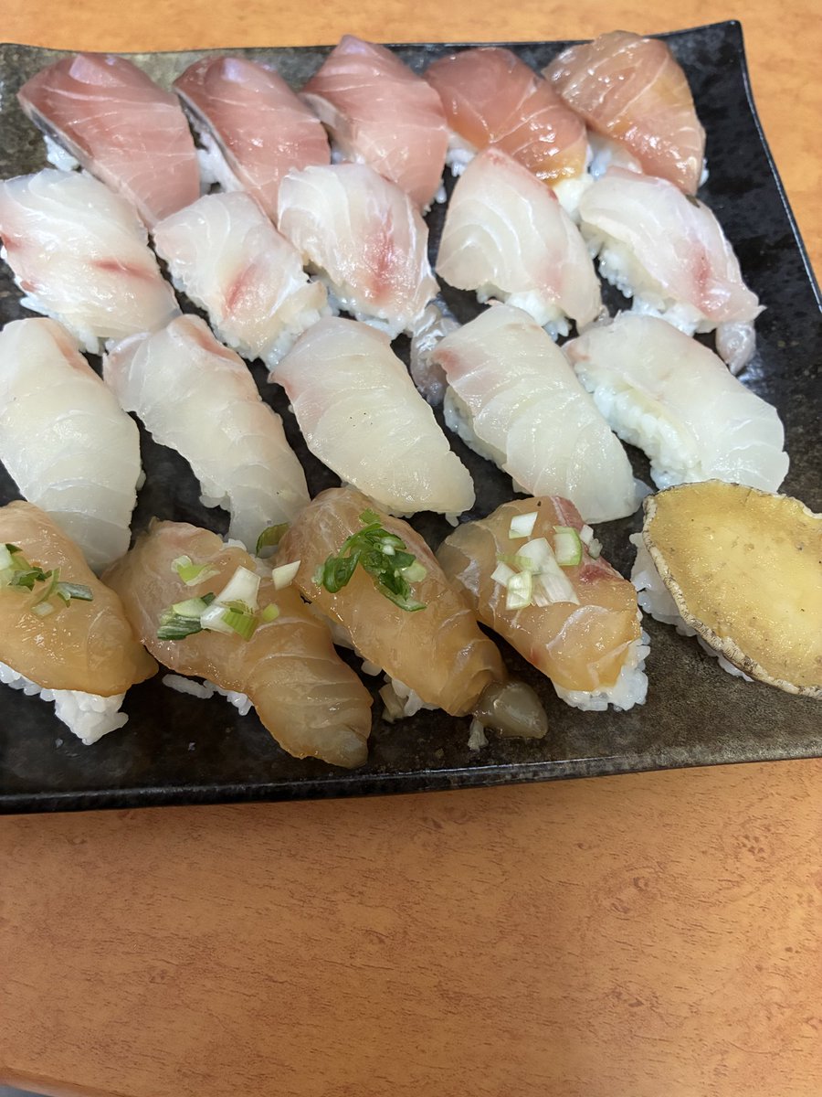 なてす。 tweet media