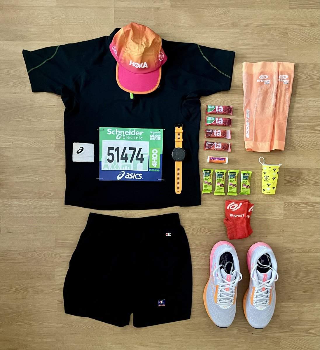 NicolasLuchez's tweet photo. Le traditionnel #RacePack pour mon 36ème marathon (le 12ème à Paris). Vamos 💪 ! https://t.co/wo2EhFTI4G