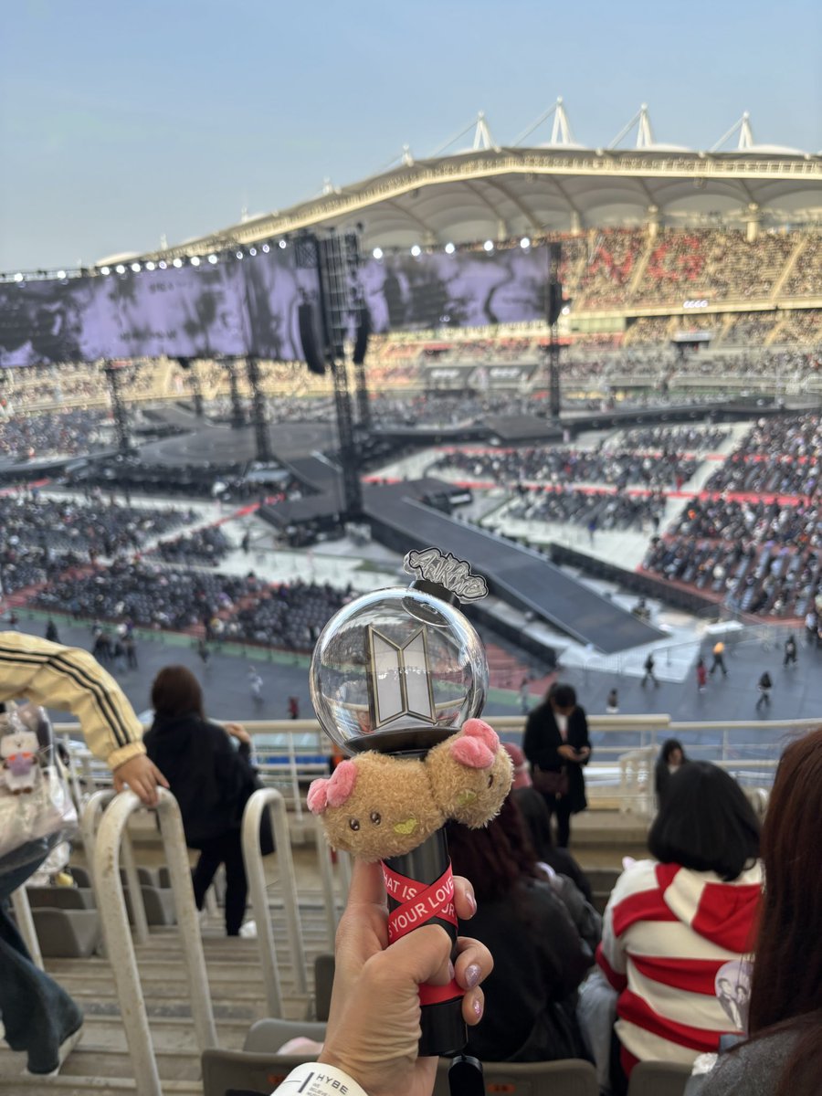 𓍯𝚎𝚗𝚊⁷𓂃𝙰𝚁𝙸𝚁𝙰𝙽𝙶 ⟡.·*.🐈‍⬛🐈‍⬛ tweet media