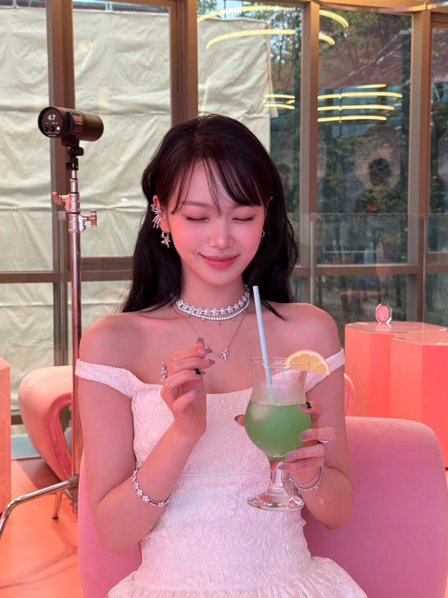 Daily Chaewon 🐯 tweet media