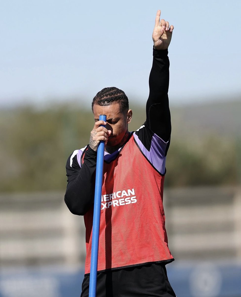 モン郎@ブライトンふぁん tweet media