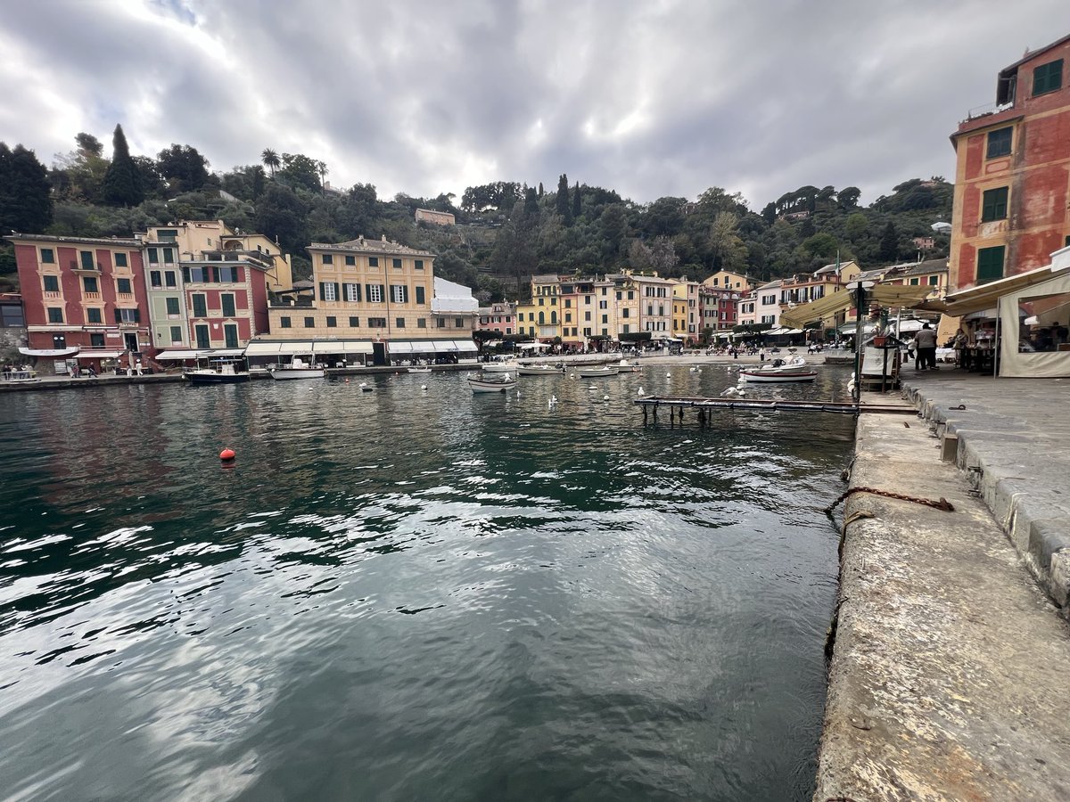 dimiMolaris's tweet photo. Porto Fino Italia🇮🇹 https://t.co/z17NxOsYyU