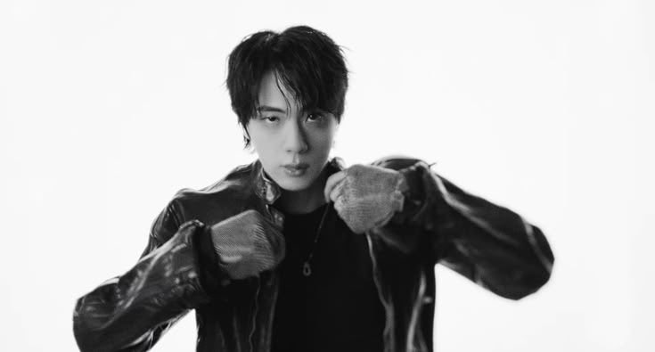 hourly hyung line tweet media