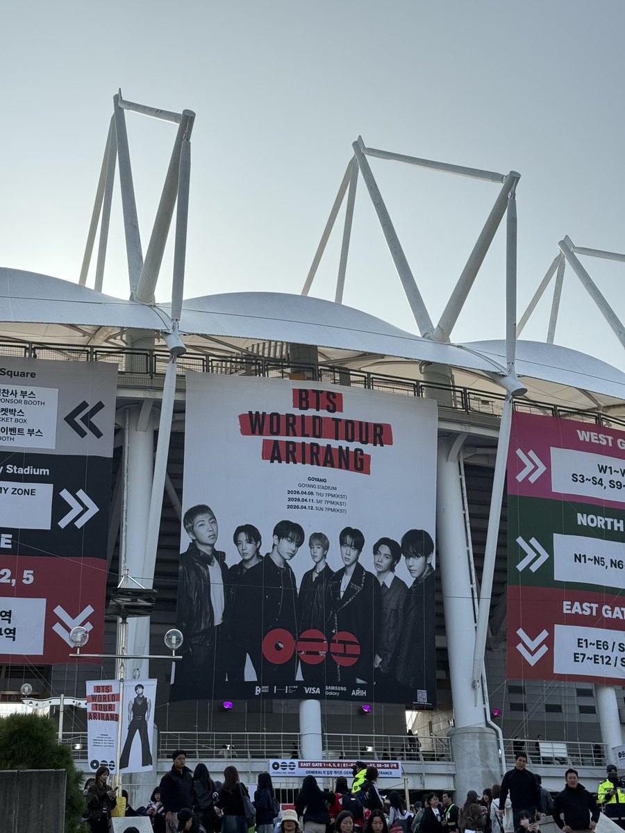 1013_1004JM's tweet photo. https://t.co/TvHflkpEZp