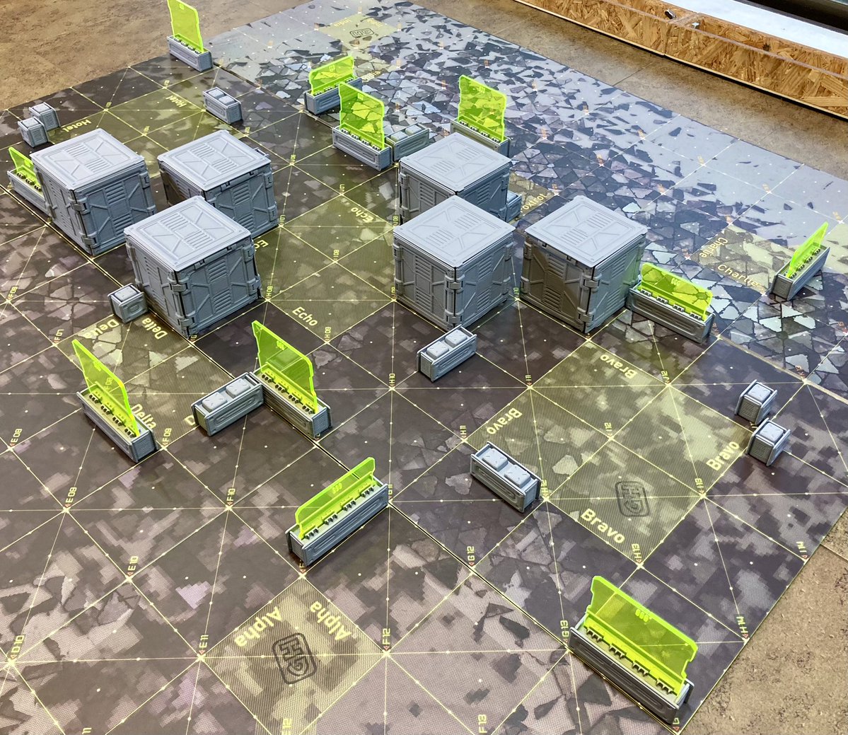 FLOST_ミニチュアゲームアイテム販売 tweet media