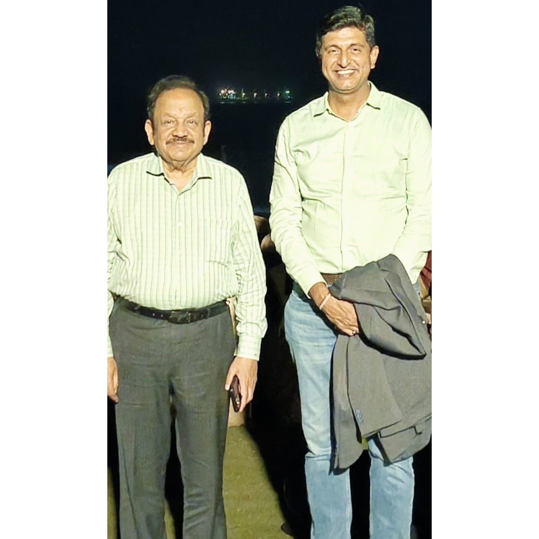 supervivekt's tweet photo. Had a great meeting with former Union Health Minister Hon’ble Dr Harsh Vardhan ji. It was especially meaningful that he remembered me and Medikabazaar from the COVID period.His humility and simplicity are truly unparalleled.
Grateful for the time and encouragement.Thank you, Sir https://t.co/j3zutRIE32