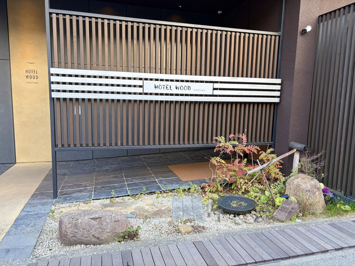 こあみん tweet media