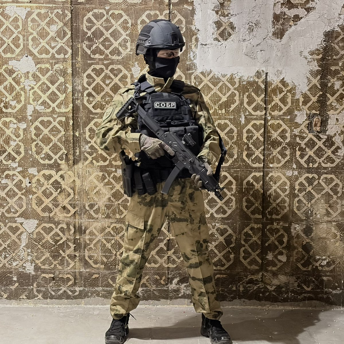 siomaneki_117's tweet image. 🇷🇺SOBR の装い

#BLKFOX #Airsoft  #サバゲー