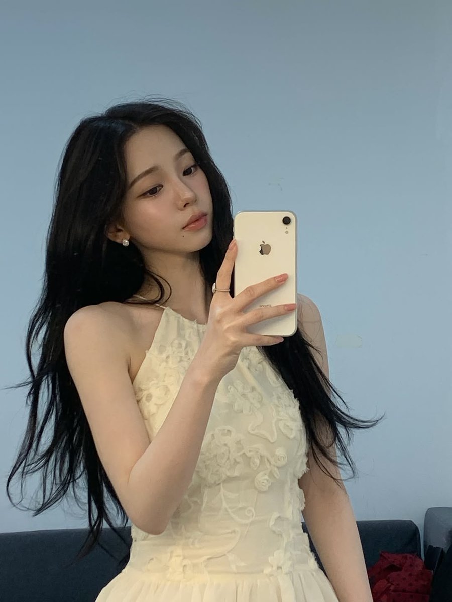 karina pics tweet media