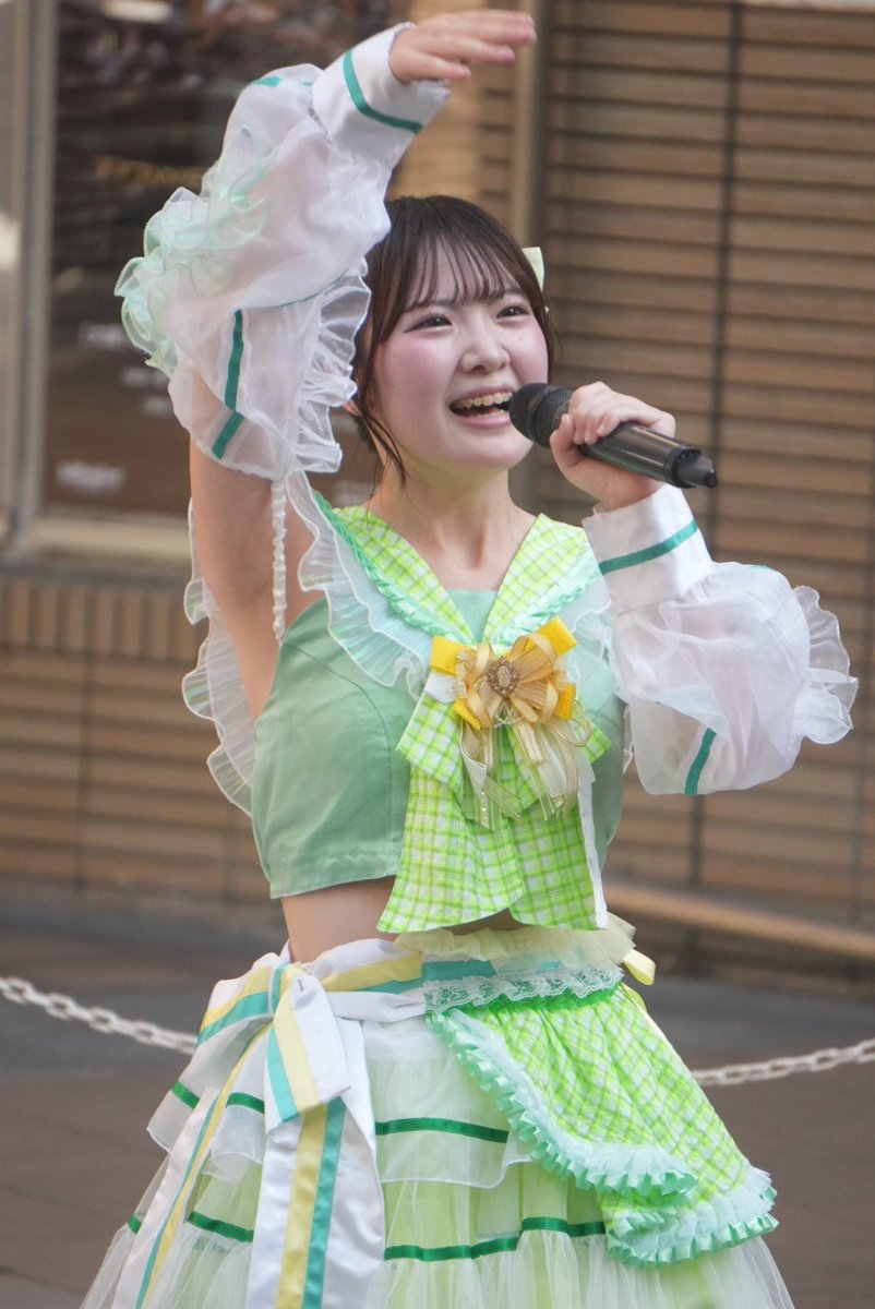 よしかず tweet media