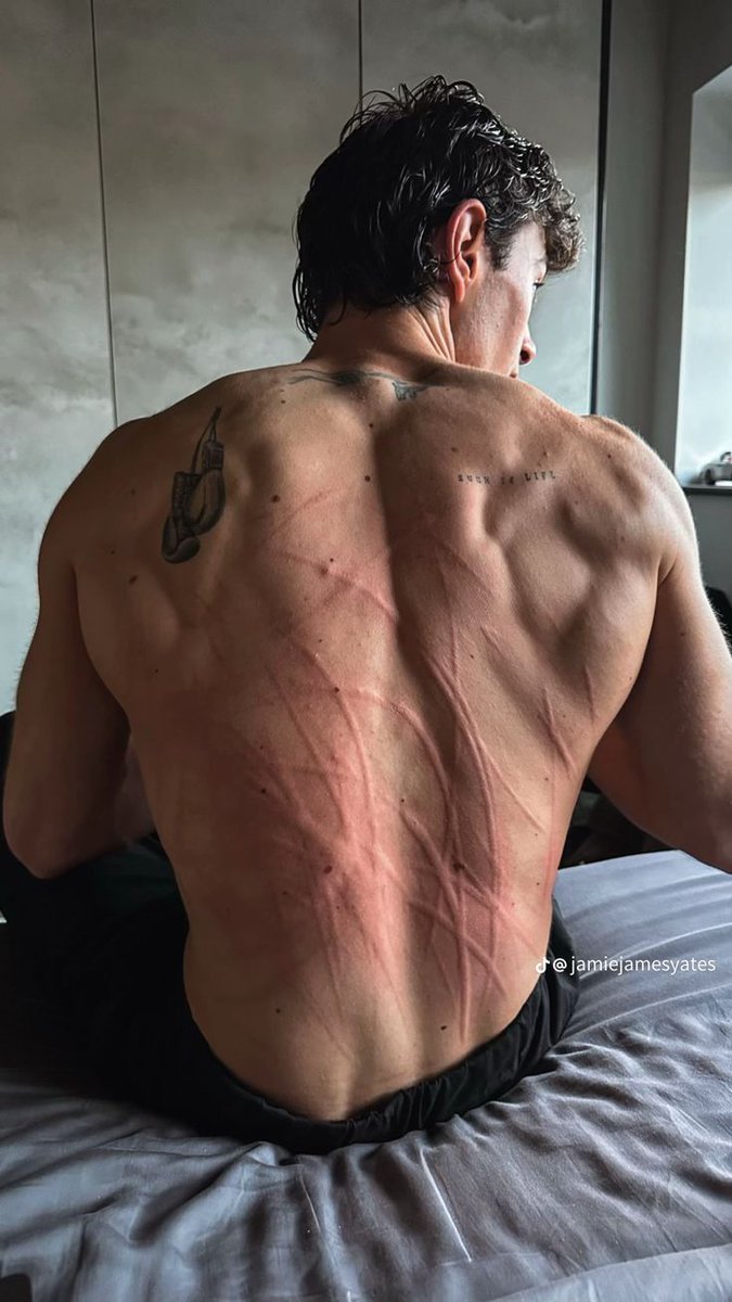 𝐒𝐜𝐫𝐨𝐥𝐥 𝐩𝐢𝐜𝐬 tweet media