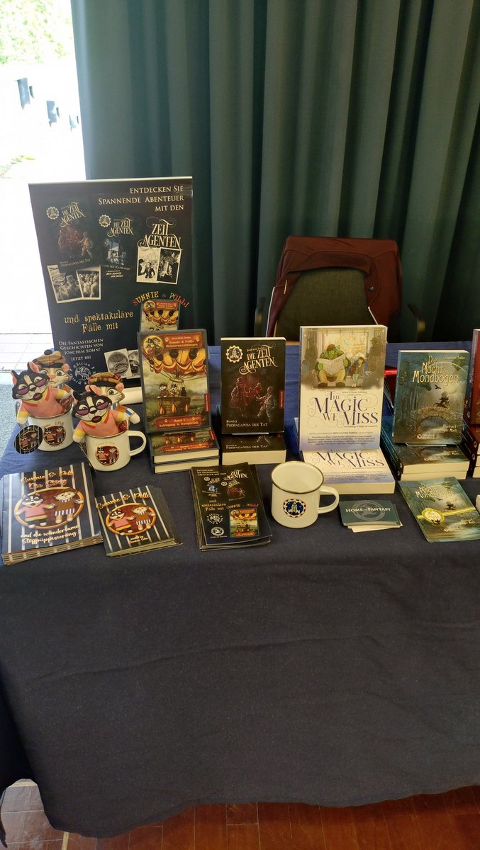 Es ist mal wieder so far. Bin heute auf der Comic und Manga Convention in Münster. Ihr auch?
 #CMCMuenster