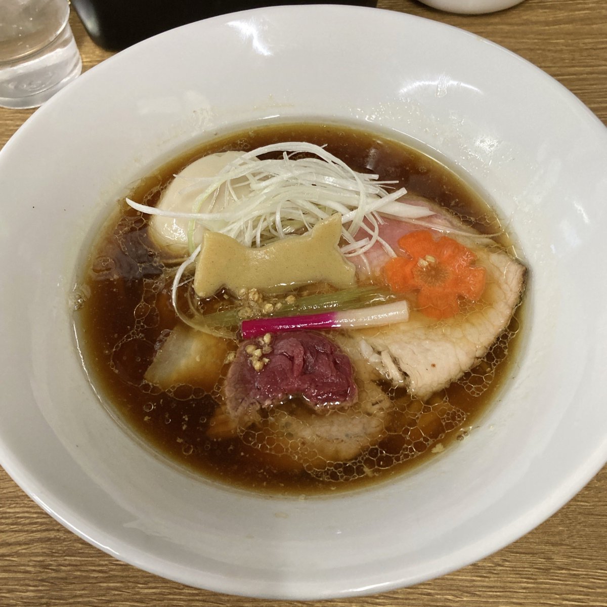 ぐ～す tweet media