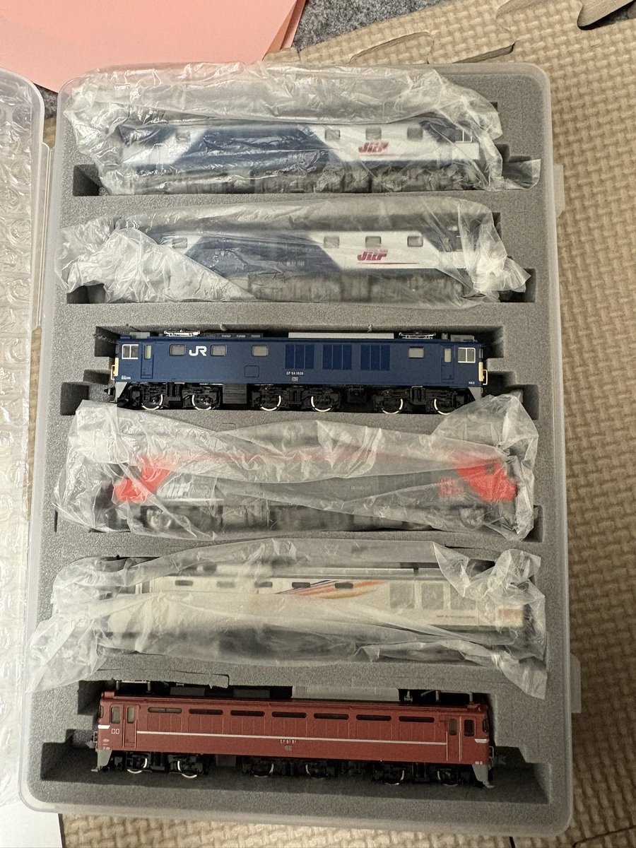 とらみ tweet media