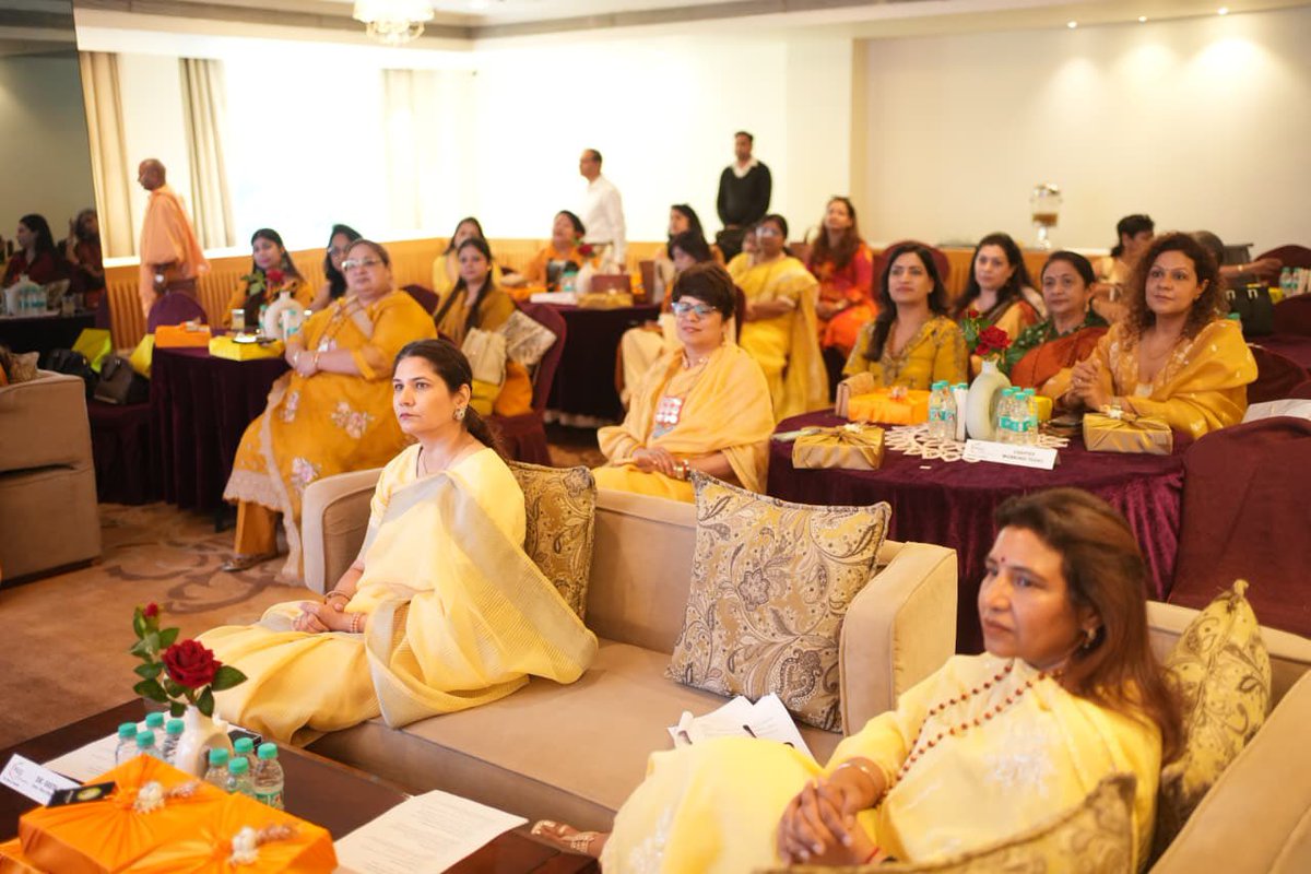 Swami Avdheshanand tweet media