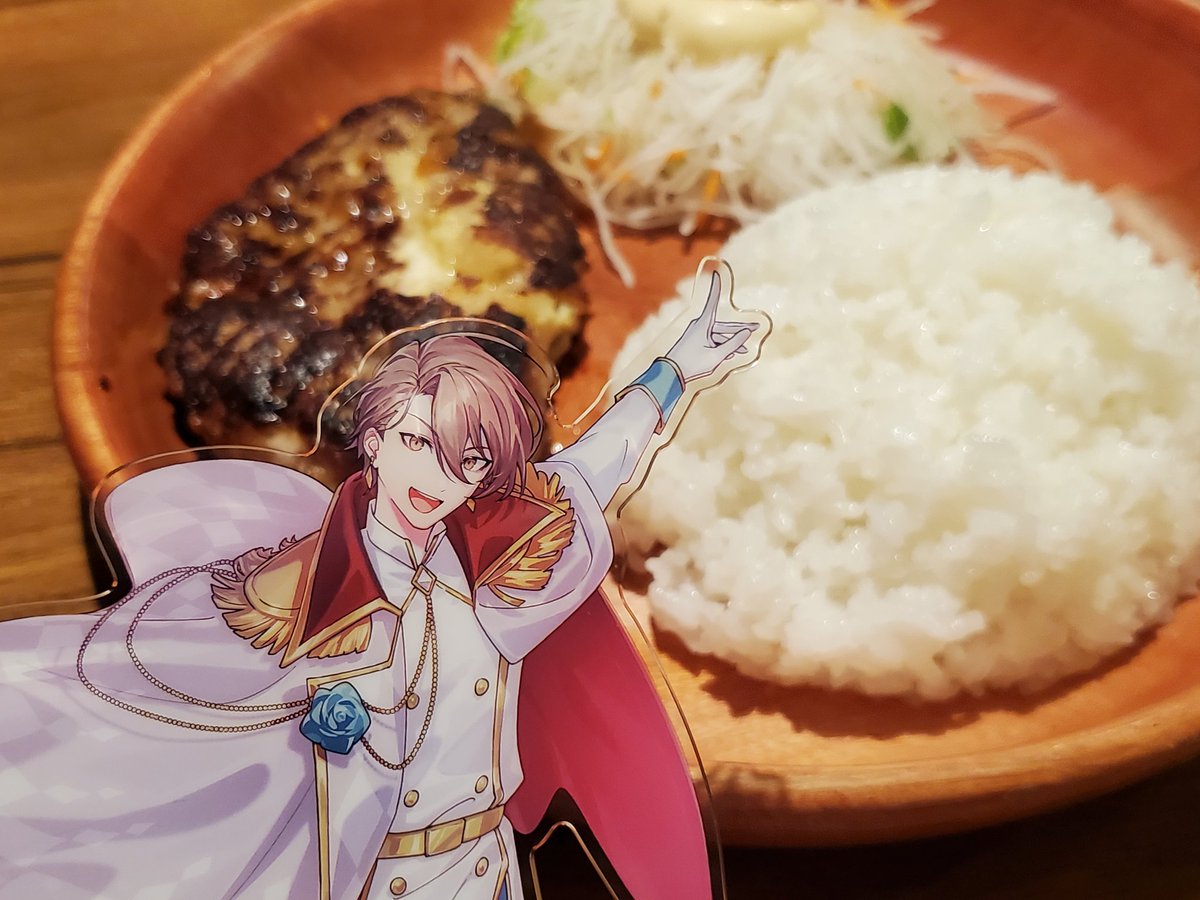 彩 tweet media