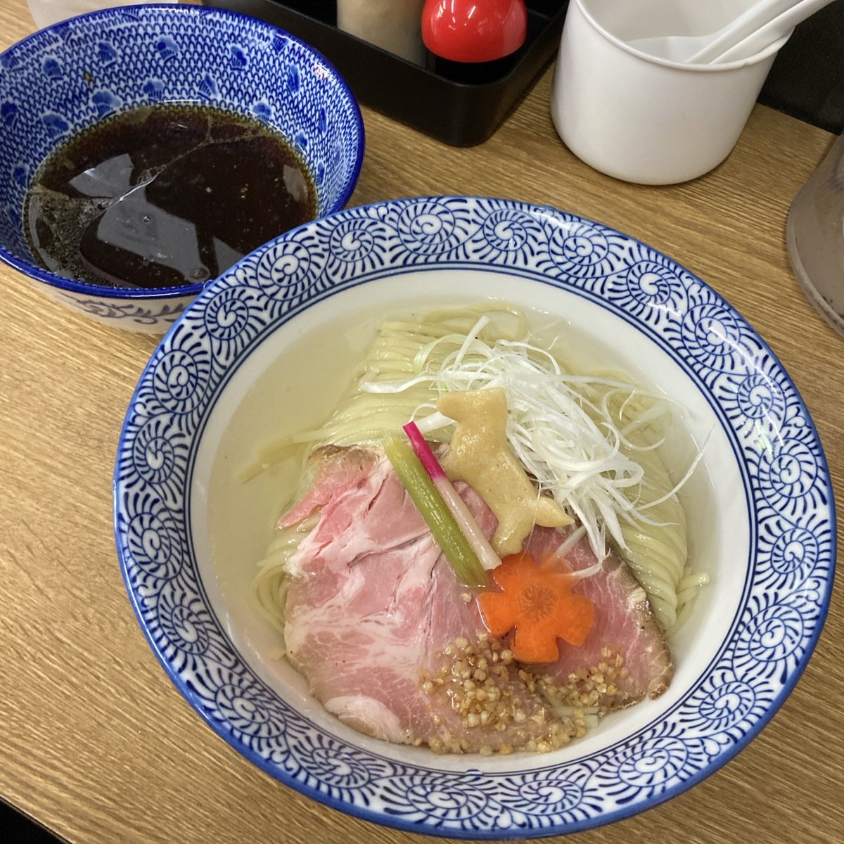 ぐ～す tweet media