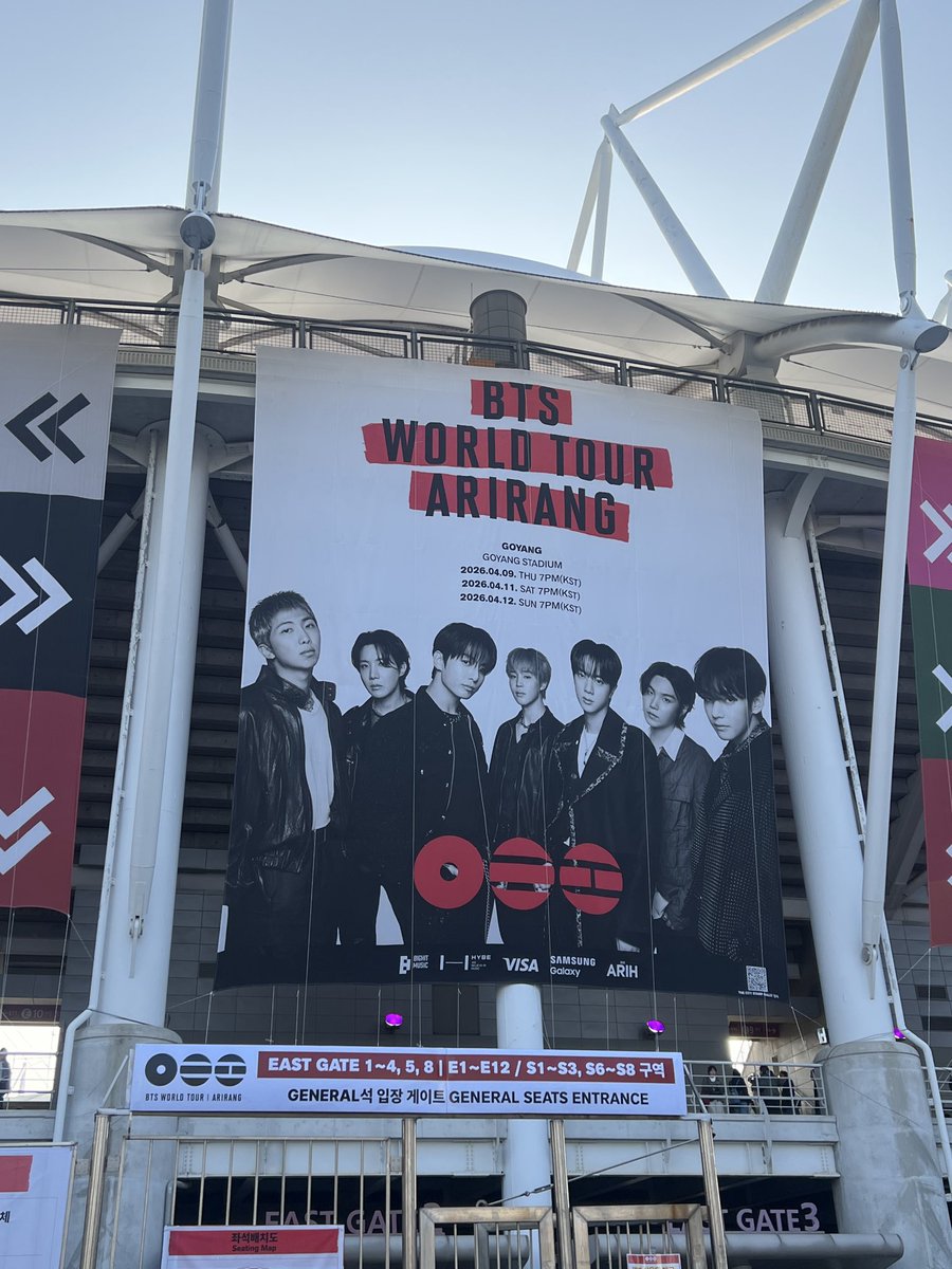 best_of_uu's tweet photo. 두근두근 🐹 곧 만나 🥰
#BTS_WORLDTOUR_GOYANG https://t.co/JTCH4a2i2x
