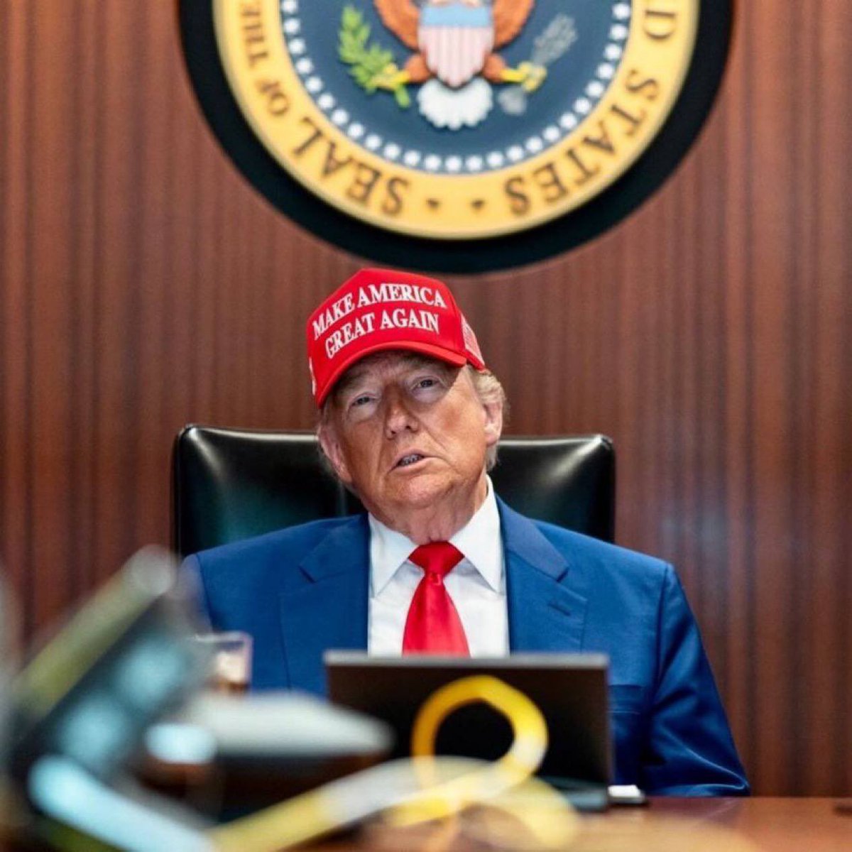 John F. Kennedy Jr tweet media