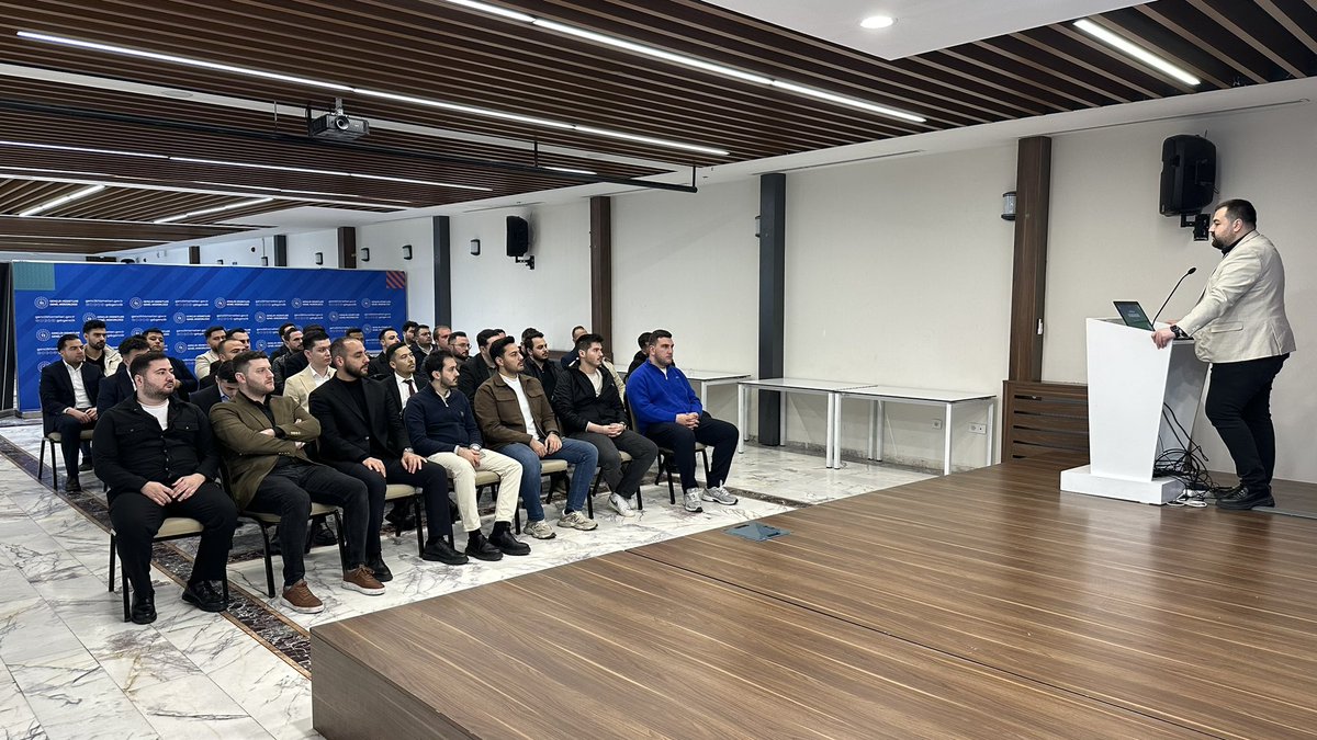 📍Ankara / Gölbaşı

📑30 Büyükşehir Yeni Seçmen Başkanları İstişare ve Değerlendirme Kampımızın açılış toplantımızı Yeni Seçmen Başkanımız <a href="/tkutluay64/">Tolunay Kutluay</a> başkanlığında gerçekleştirdik.