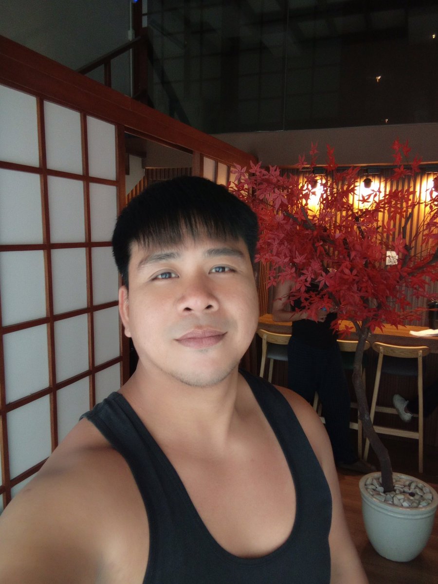 LmtLester's tweet photo. Baka gusto nyo magrelax Tara try nyo dto sa @kisetsu_spa ako bahala magmasahe sayo 😋 https://t.co/VYcPaSRNgm