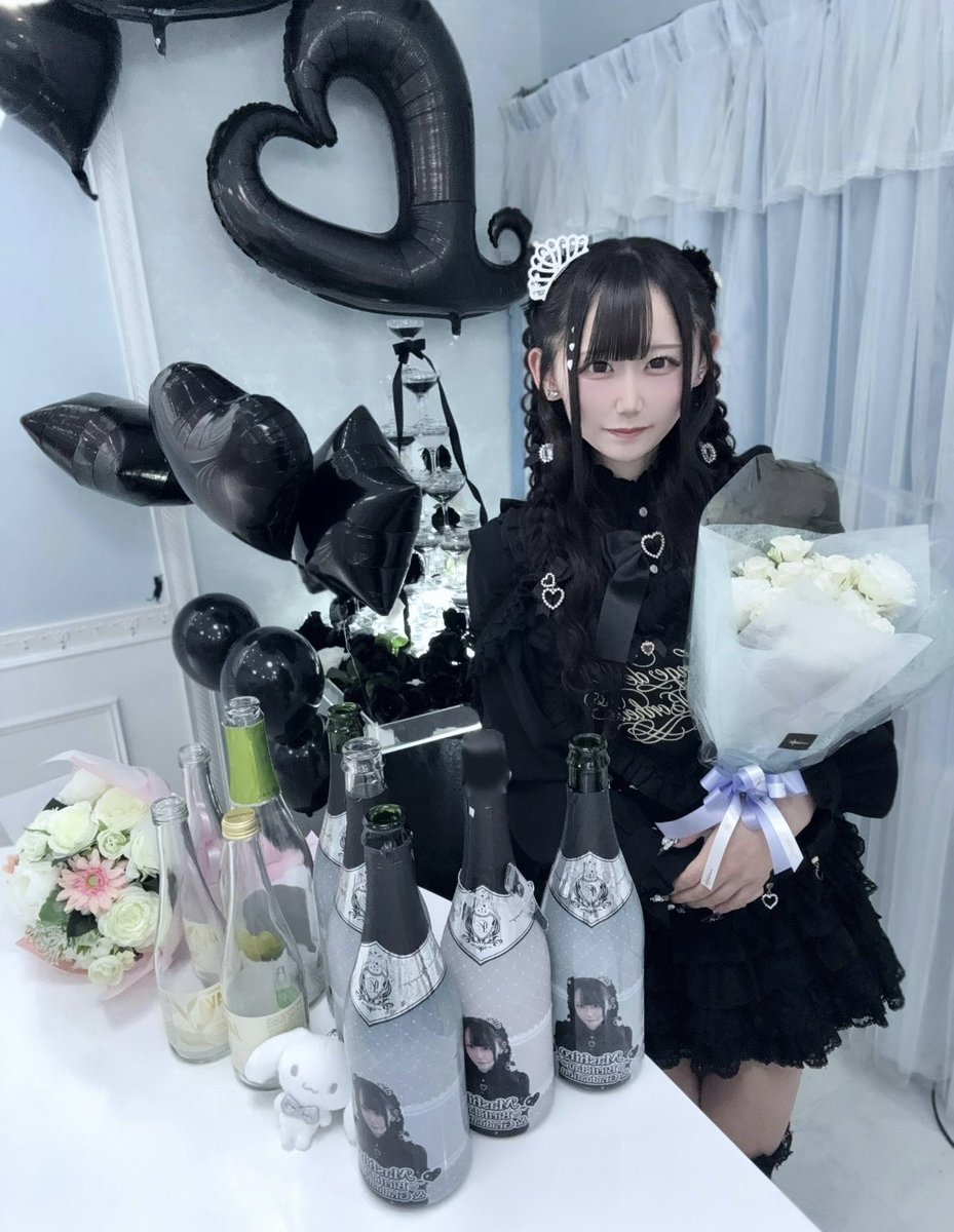 真白みるく🍼RicoRico. 4/10 BD&卒業‎🤍 tweet media