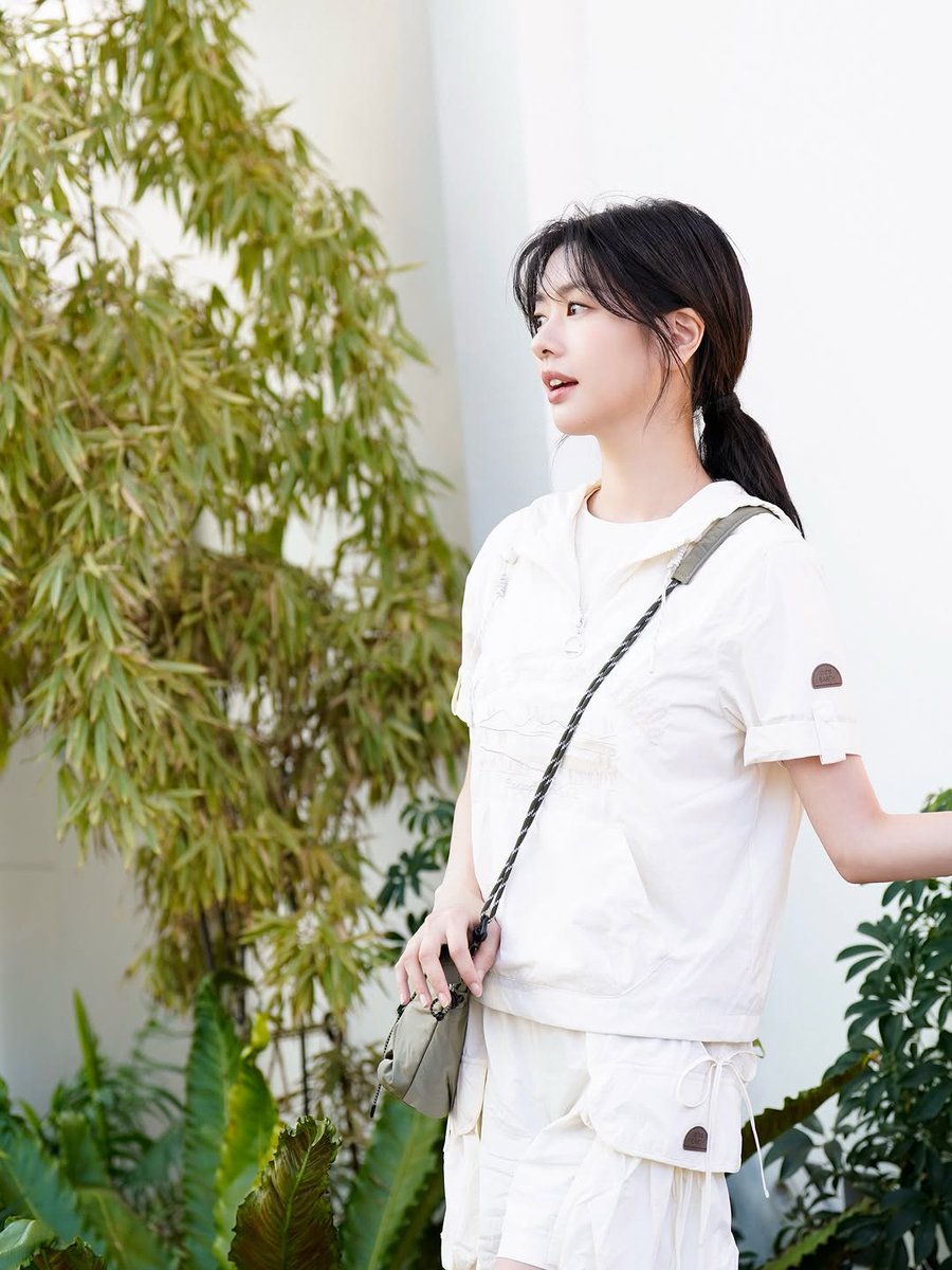 #JungSoMin ( 정소민) | TheDealer soon 🎬 tweet media