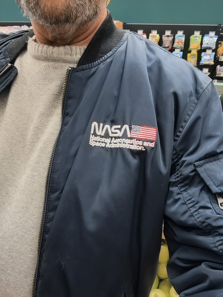 Danas tematsko oblačenje. Malo se osećam kao da sam deo ove divne i sjajne priče 😍.
#artemis2, #nasa