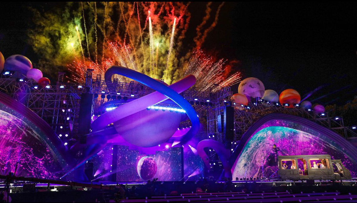 ᴀᴇ ִֶָ ⁷ ⊙⊝⊜ | show on pinned tweet media