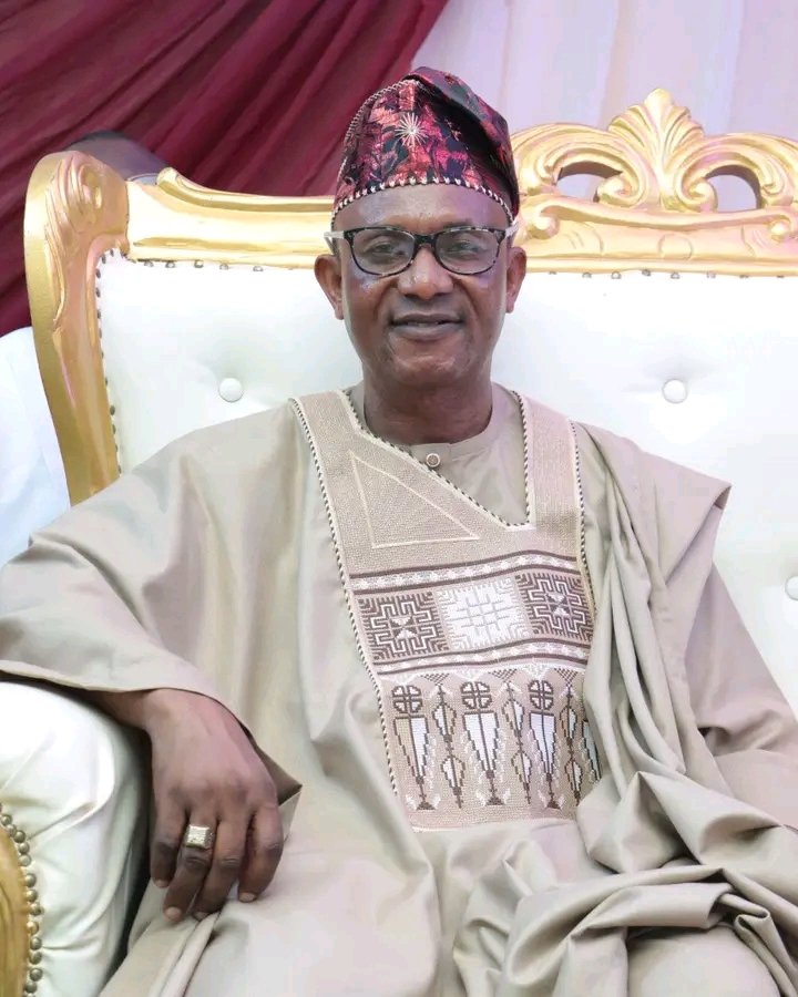 oauthcofficial's tweet image. Omotoye Retires After Distinguished Career at OAUTHC

facebook.com/10007618999275…

theoauthcblog.online/blog/omotoye-r…

 #retirement #oauthc #hr