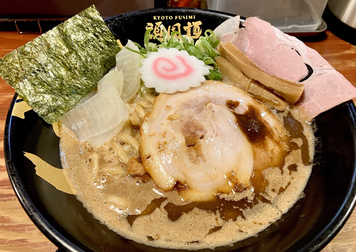 ゴムンボ tweet media