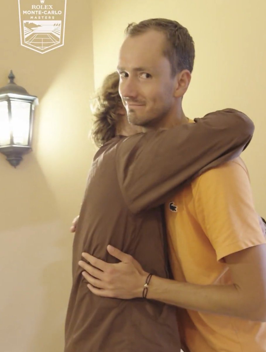 letteralmente io ogni volta che qualcuno mi abbraccia