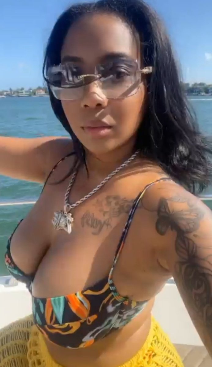 Priss 👧 tweet media