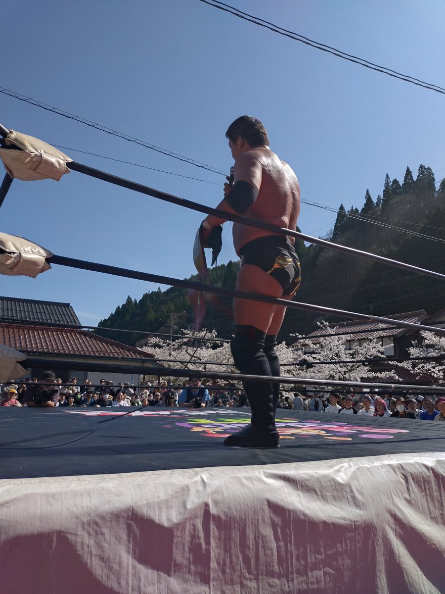 メインイベントの石川修司対関根龍一の王座戦がとにかくゴツゴツして大熱戦でした💪

とにかく石川選手がデカくて強くてどうしたら勝てるの？て雰囲気の中でも小細工無しで真っ向から向かっていく関根選手が惜しくも敗れましたが本当かっこよかったです😭